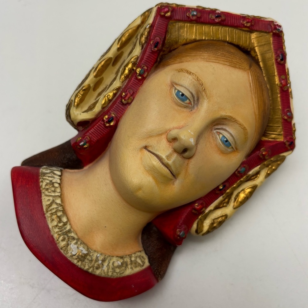 Bossons England 1986 discontinued Catherine of Aragon Chalkware bust